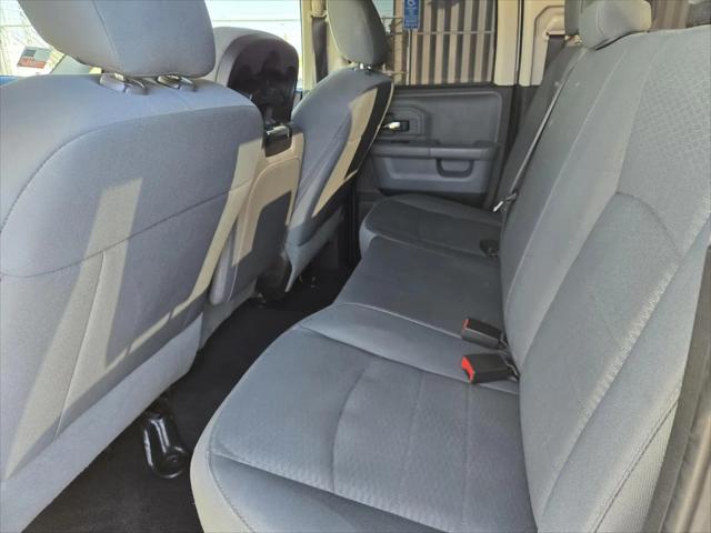 2017 Ram 1500 SLT Quad Cab 4x2 6'4" Box