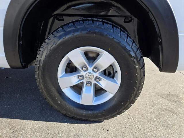 2017 Ram 1500 SLT Quad Cab 4x2 6'4" Box