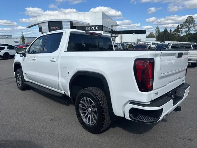2023 GMC Sierra 1500 4WD Crew Cab Short Box AT4