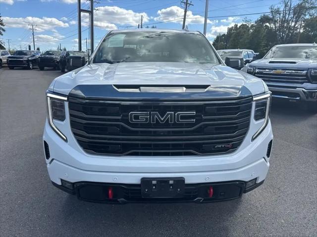 2023 GMC Sierra 1500 4WD Crew Cab Short Box AT4