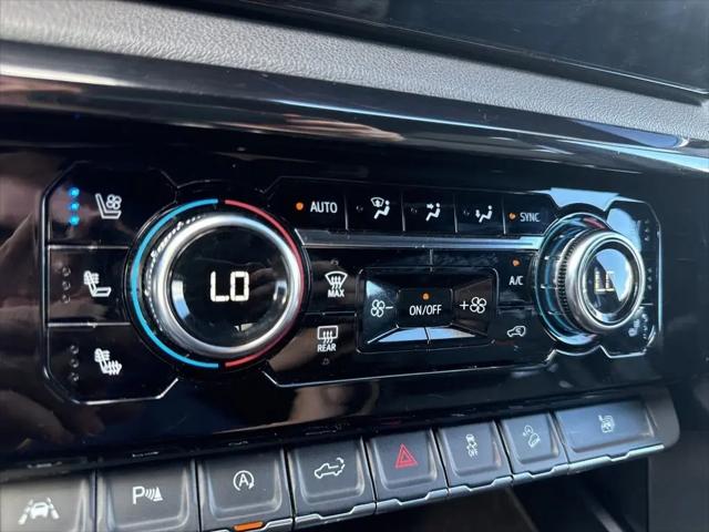 2023 GMC Sierra 1500 4WD Crew Cab Short Box AT4