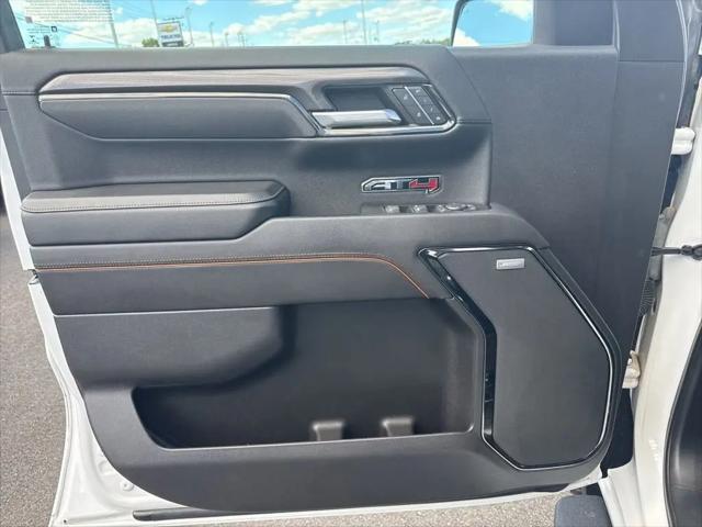 2023 GMC Sierra 1500 4WD Crew Cab Short Box AT4