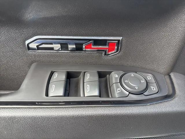 2023 GMC Sierra 1500 4WD Crew Cab Short Box AT4