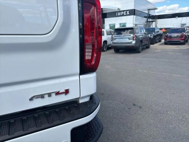 2023 GMC Sierra 1500 4WD Crew Cab Short Box AT4