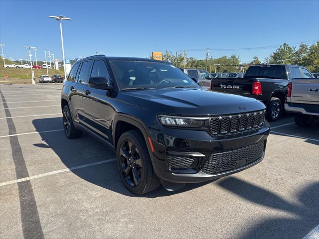 2023 Jeep Grand Cherokee Altitude 4x4
