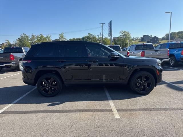 2023 Jeep Grand Cherokee Altitude 4x4