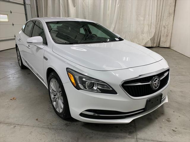 2019 Buick LaCrosse FWD Essence 2019 Buick LaCrosse FWD Essence