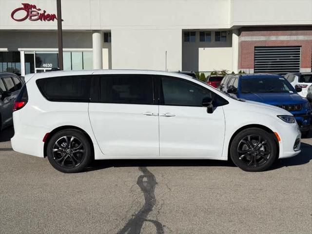 2026 Chrysler Pacifica PACIFICA SELECT 2026 Chrysler Pacifica PACIFICA SELECT