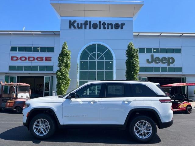 2025 Jeep Grand Cherokee GRAND CHEROKEE LAREDO X 4X4 2025 Jeep Grand Cherokee GRAND CHEROKEE LAREDO X 4X4