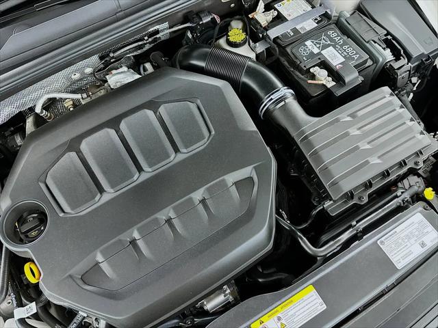 2024 Volkswagen Golf R 2.0T