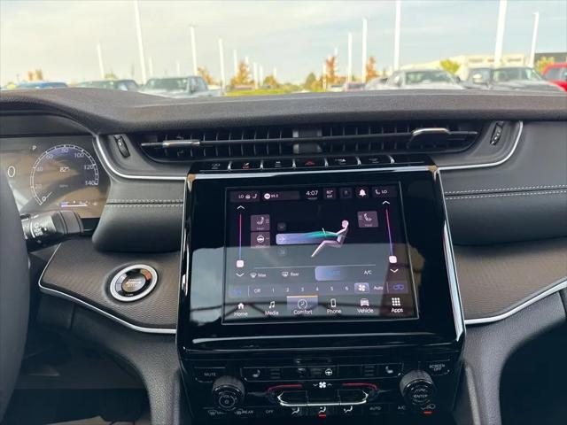 2025 Jeep Grand Cherokee Altitude X 4x4