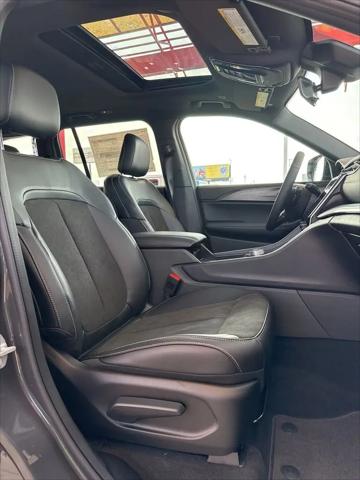 2025 Jeep Grand Cherokee Altitude X 4x4