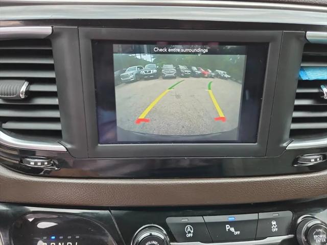 2018 Chrysler Pacifica Touring L