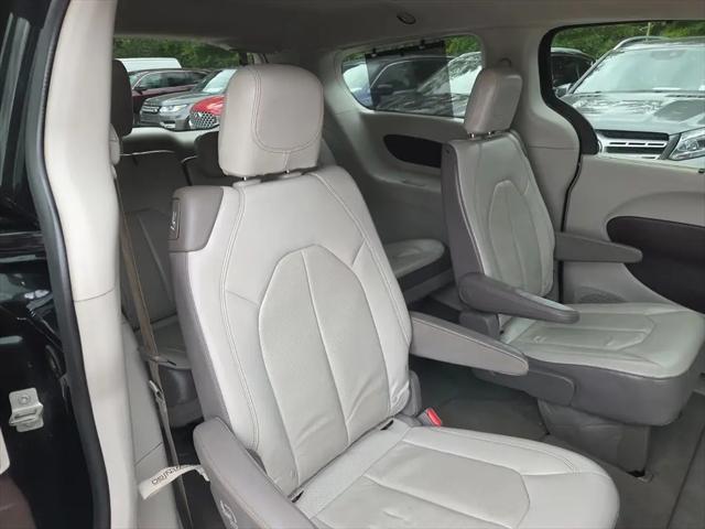 2018 Chrysler Pacifica Touring L