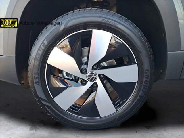 2025 Volkswagen Taos 1.5T S