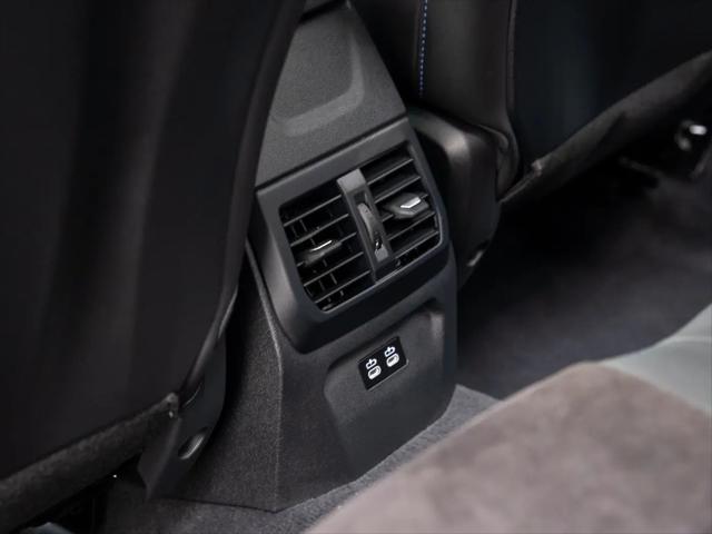 2026 BMW Coupe xDrive