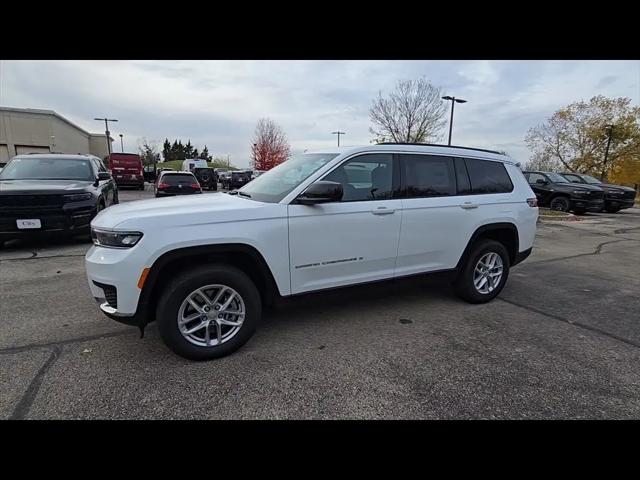 2025 Jeep Grand Cherokee L Laredo X 4x4