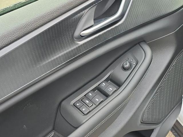 2025 Jeep Grand Cherokee L Laredo X 4x4