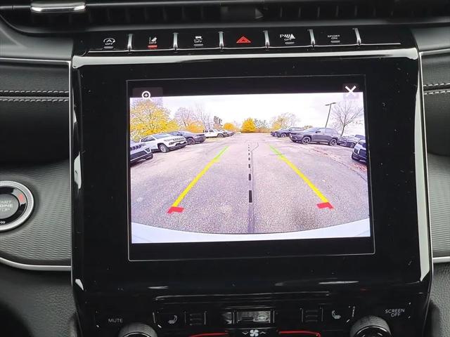 2025 Jeep Grand Cherokee L Laredo X 4x4