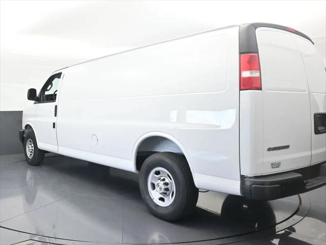 2025 Chevrolet Express Cargo Van RWD 3500 Extended Wheelbase WT