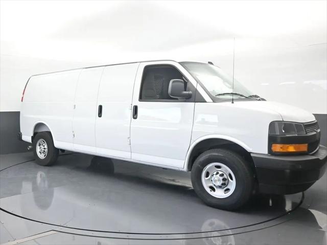 2025 Chevrolet Express Cargo Van RWD 3500 Extended Wheelbase WT