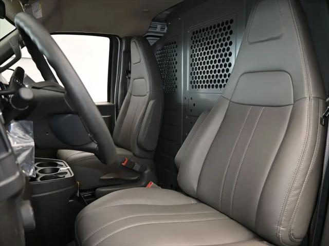 2025 Chevrolet Express Cargo Van RWD 3500 Extended Wheelbase WT