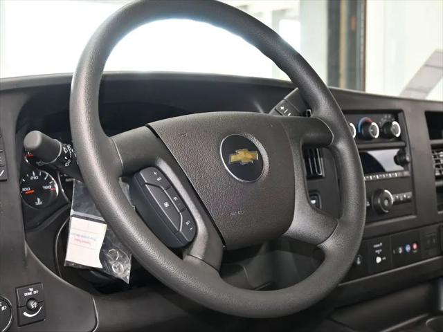 2025 Chevrolet Express Cargo Van RWD 3500 Extended Wheelbase WT