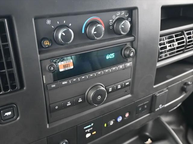 2025 Chevrolet Express Cargo Van RWD 3500 Extended Wheelbase WT