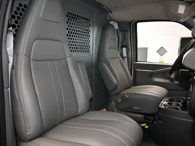 2025 Chevrolet Express Cargo Van RWD 3500 Extended Wheelbase WT