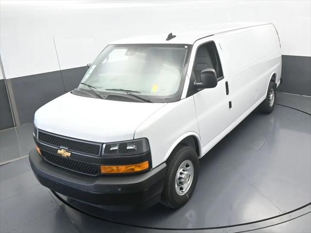 2025 Chevrolet Express Cargo Van RWD 3500 Extended Wheelbase WT