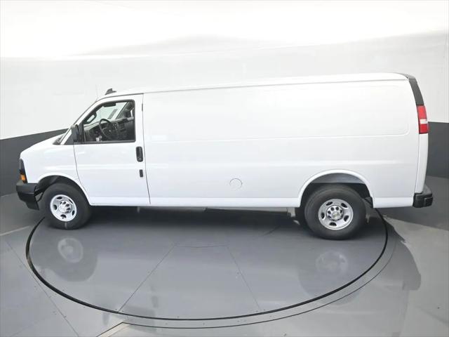 2025 Chevrolet Express Cargo Van RWD 3500 Extended Wheelbase WT