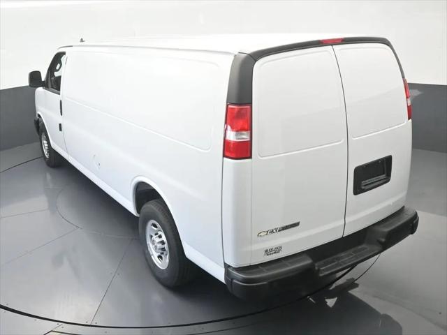 2025 Chevrolet Express Cargo Van RWD 3500 Extended Wheelbase WT