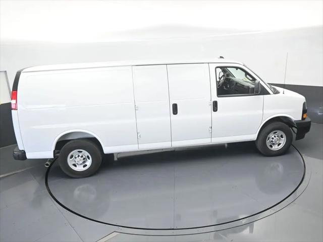 2025 Chevrolet Express Cargo Van RWD 3500 Extended Wheelbase WT