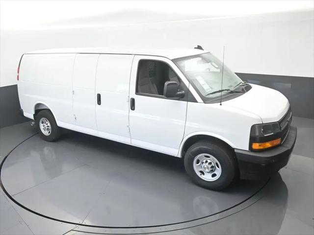 2025 Chevrolet Express Cargo Van RWD 3500 Extended Wheelbase WT