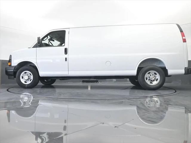 2025 Chevrolet Express Cargo Van RWD 3500 Extended Wheelbase WT