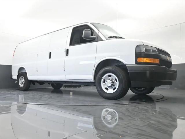 2025 Chevrolet Express Cargo Van RWD 3500 Extended Wheelbase WT