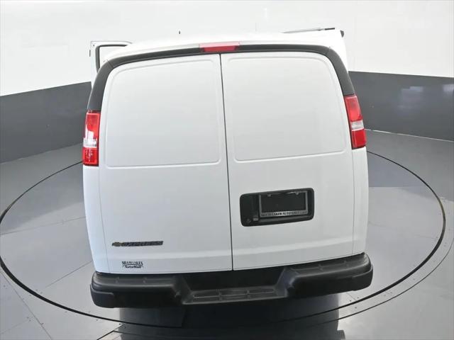 2025 Chevrolet Express Cargo Van RWD 3500 Extended Wheelbase WT