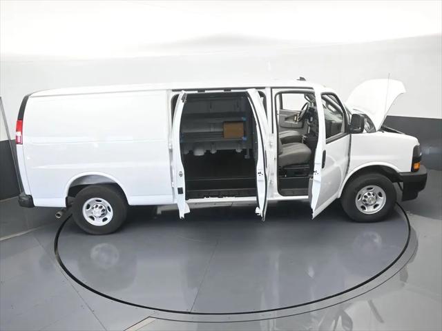 2025 Chevrolet Express Cargo Van RWD 3500 Extended Wheelbase WT