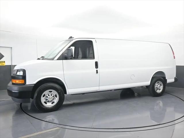 2025 Chevrolet Express Cargo Van RWD 3500 Extended Wheelbase WT