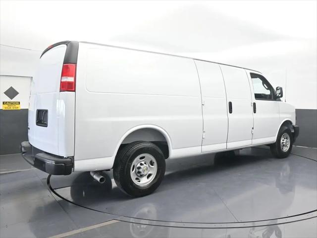 2025 Chevrolet Express Cargo Van RWD 3500 Extended Wheelbase WT