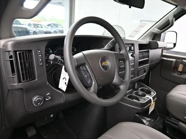 2025 Chevrolet Express Cargo Van RWD 3500 Extended Wheelbase WT