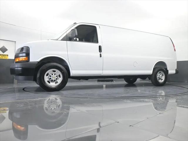 2025 Chevrolet Express Cargo Van RWD 3500 Extended Wheelbase WT