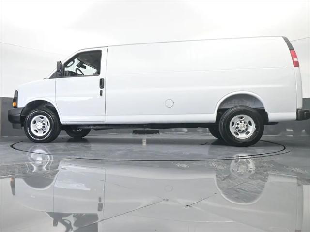 2025 Chevrolet Express Cargo Van RWD 3500 Extended Wheelbase WT