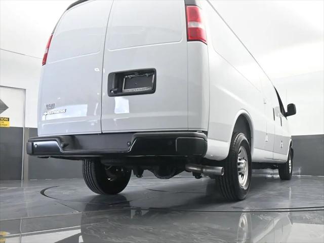 2025 Chevrolet Express Cargo Van RWD 3500 Extended Wheelbase WT
