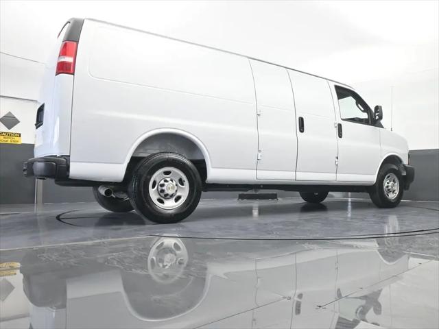 2025 Chevrolet Express Cargo Van RWD 3500 Extended Wheelbase WT