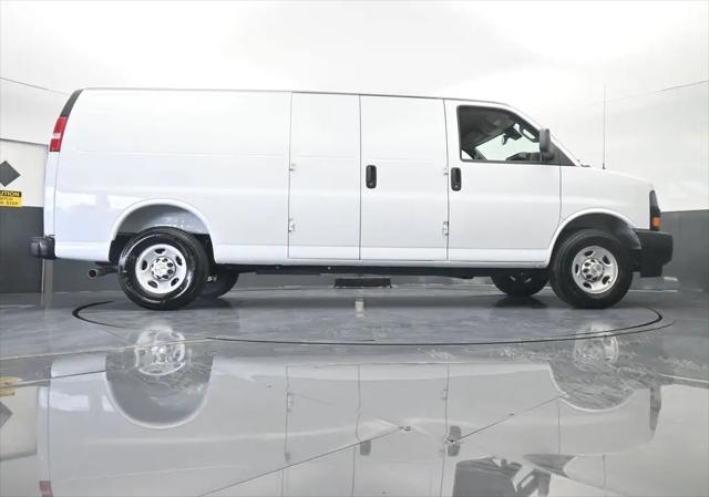 2025 Chevrolet Express Cargo Van RWD 3500 Extended Wheelbase WT