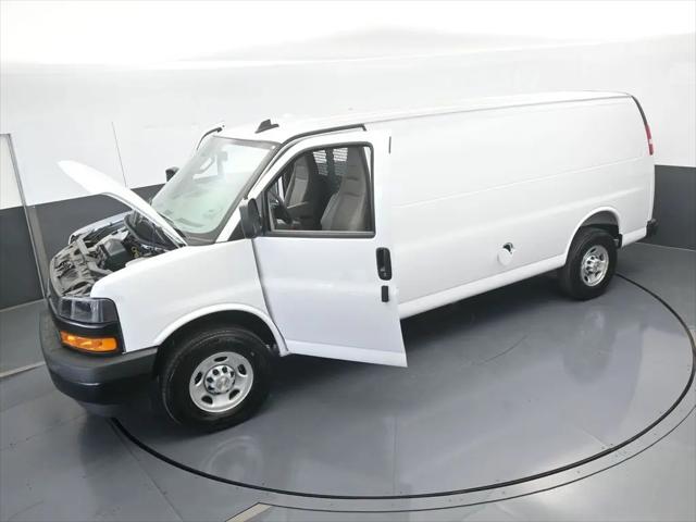 2025 Chevrolet Express Cargo Van RWD 3500 Extended Wheelbase WT
