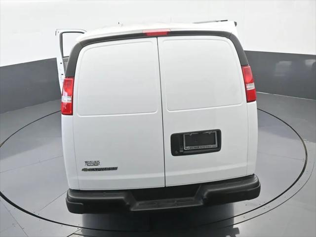2025 Chevrolet Express Cargo Van RWD 3500 Extended Wheelbase WT