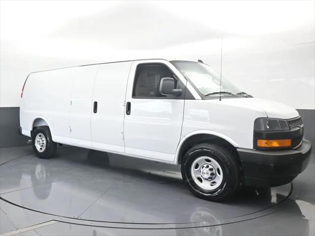 2025 Chevrolet Express Cargo Van RWD 3500 Extended Wheelbase WT