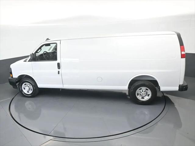 2025 Chevrolet Express Cargo Van RWD 3500 Extended Wheelbase WT